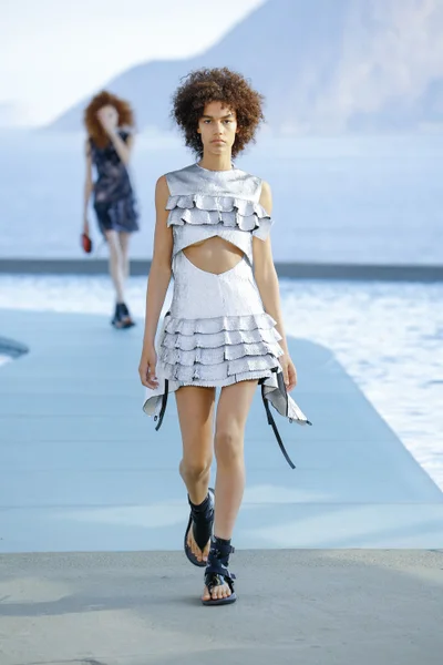 Look 46